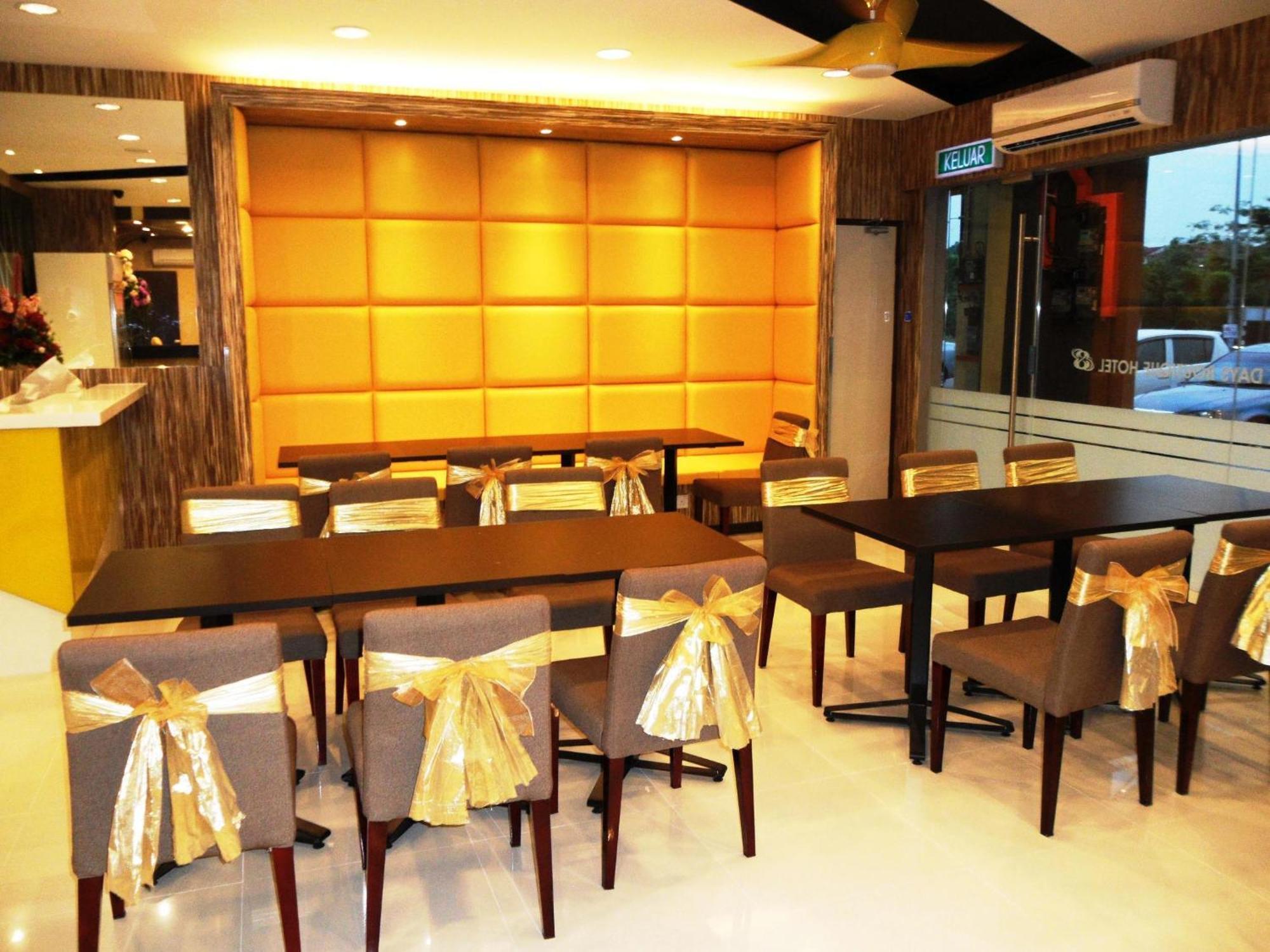 Eight Days Boutique Hotel - Mount Austin Johor Bahru Exterior foto